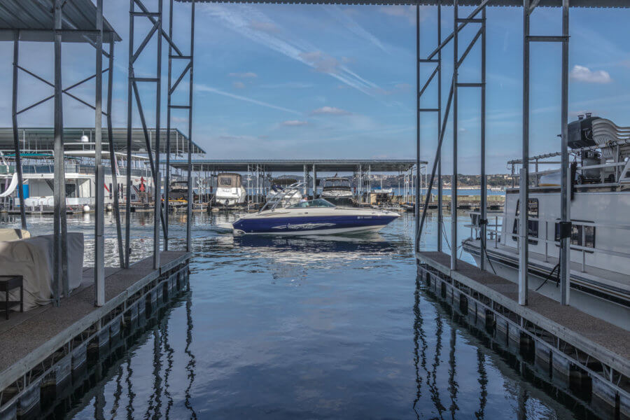 Brokerage Crosswater Yacht Club